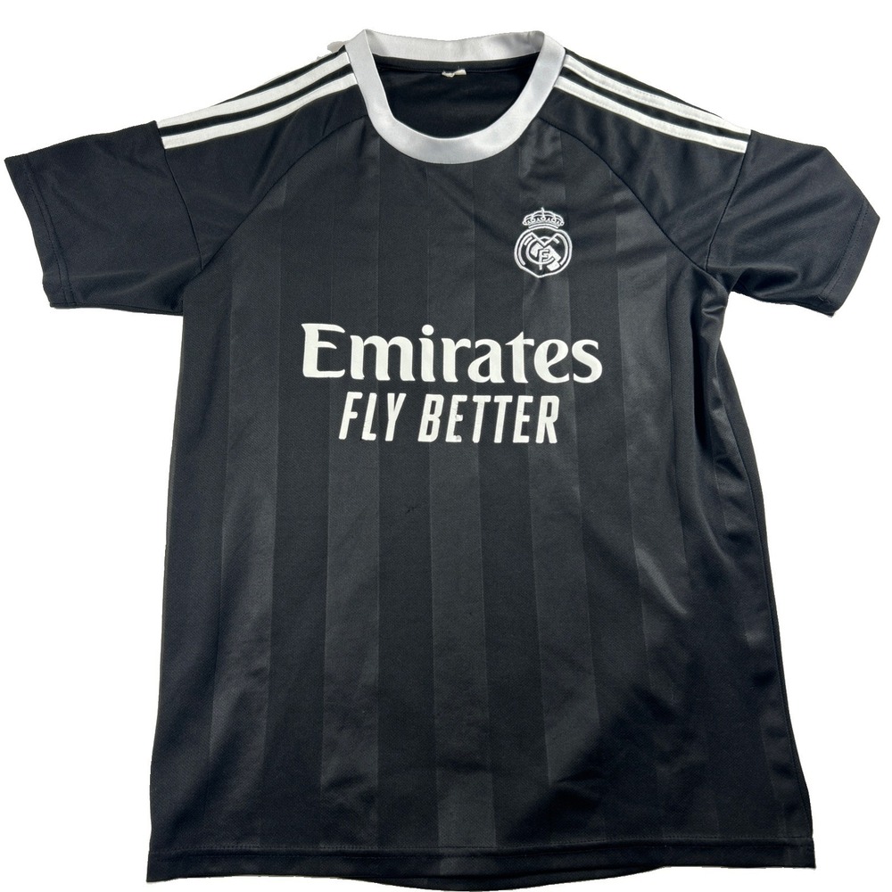 Real Madrid Jersey Men's size S Emirates Fly Better Read Flaws
